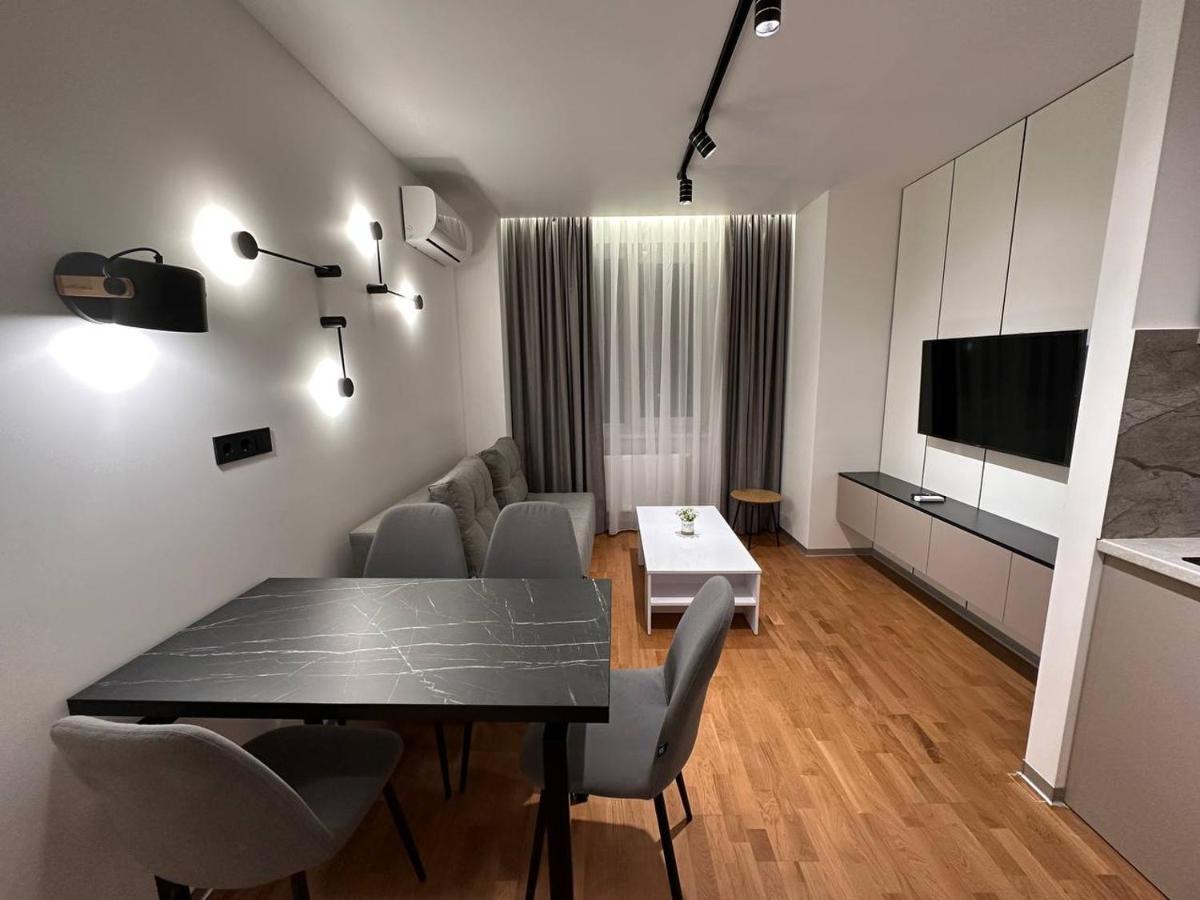 Інстаграмна Стильні Апартаменти На Вулиці Під Голоском 15Б Lviv Exterior photo
