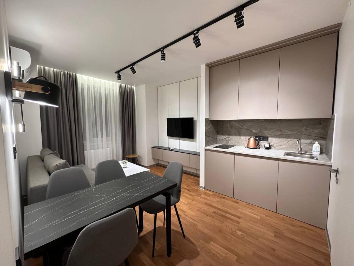 Інстаграмна Стильні Апартаменти На Вулиці Під Голоском 15Б Lviv Exterior photo
